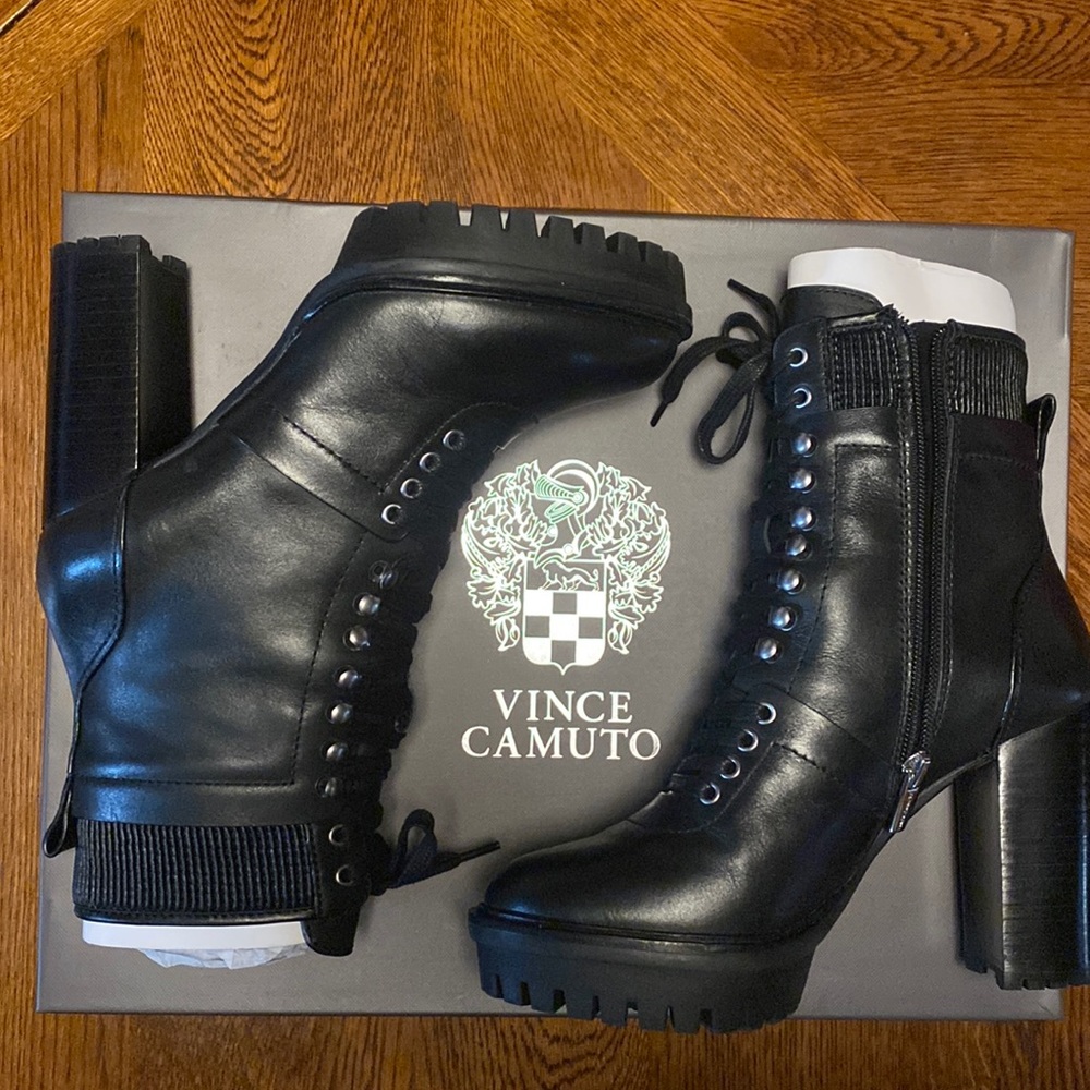 Vince Camuto Black Combat Boot; Size 6.5 Medium